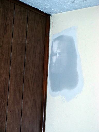 Jesus Face On Wall Image - Picture