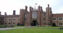 hampton court palace