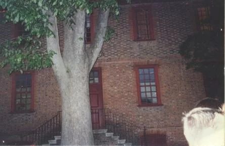 williamsburg ghost picture