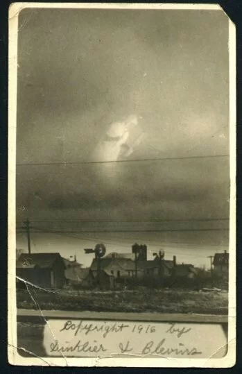 1916 angel in the sky photograph by Arthur Hutchens of Kansas.